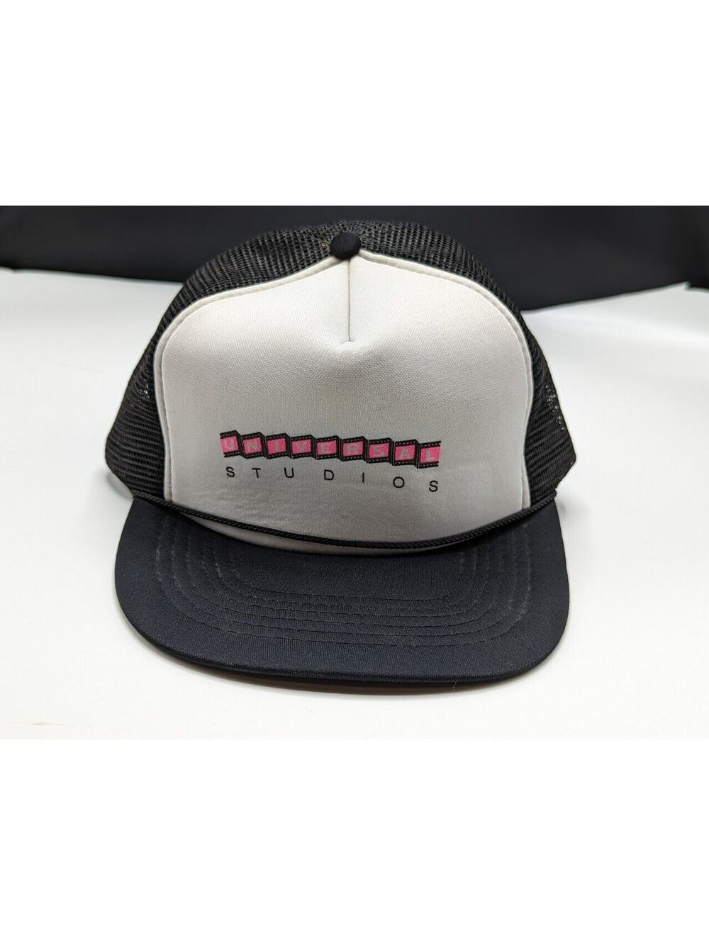Vintage Universal Studios Hollywood Retro Graphic Trucker Hat Cap Snapback EUC